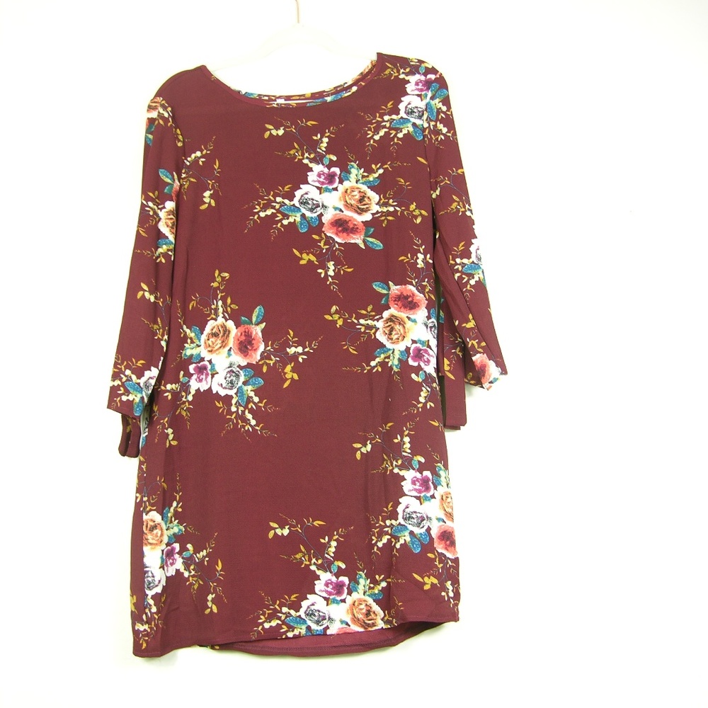 LAST ONE!! Floral Short Sleeve Shift Dress, Red - Picture 2 of 8
